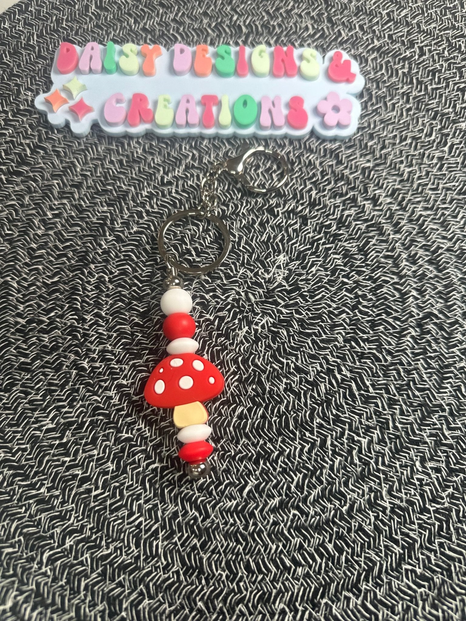 Retro Groovy Mushroom Beaded Silicone Keychain – Fun & Stylish Accessory - Daisy Designs & Creations, LLC
