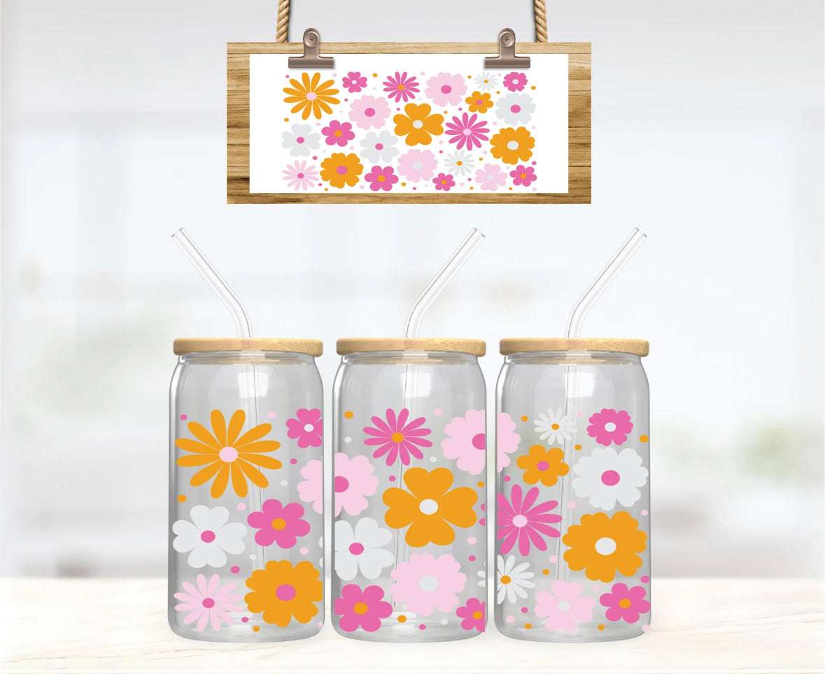 Retro Daisy 16oz Libbey Can Glass – Vintage Floral Glass Cup with Wrap Design | Dishwasher Safe - Daisy Designs & Creations, LLC