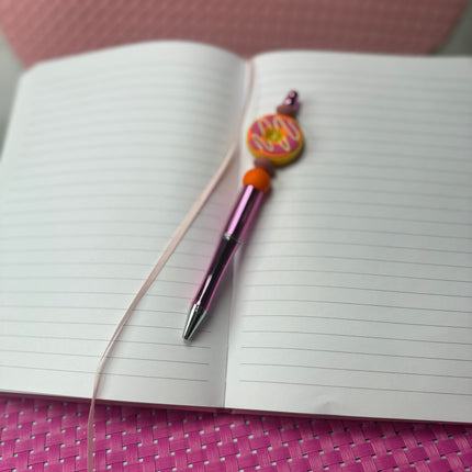 Custom Beaded Black Ink Pen with Doughnut Focal – Fun & Stylish