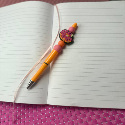 Custom Beaded Black Ink Pen with Doughnut Focal – Fun & Stylish