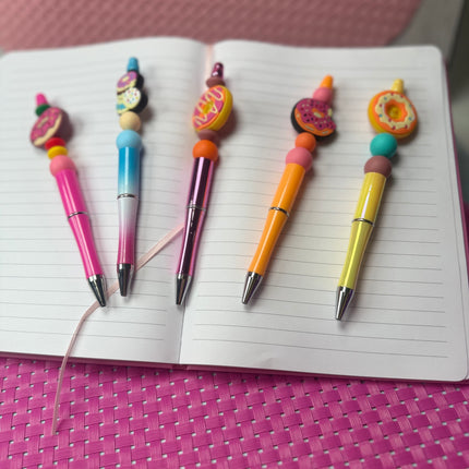 Custom Beaded Black Ink Pen with Doughnut Focal – Fun & Stylish