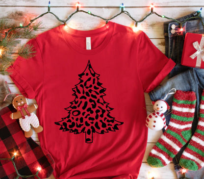 Simple Leopard Print Christmas Tree T-Shirt – Festive Holiday Tee