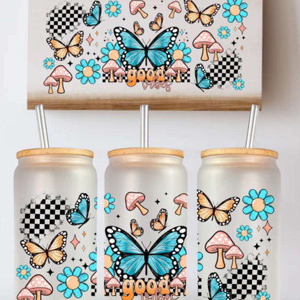 16 oz Can Glass – Good Vibes Retro Design with Daisies, Butterflies & Mushrooms - Daisy Designs & Creations, LLC